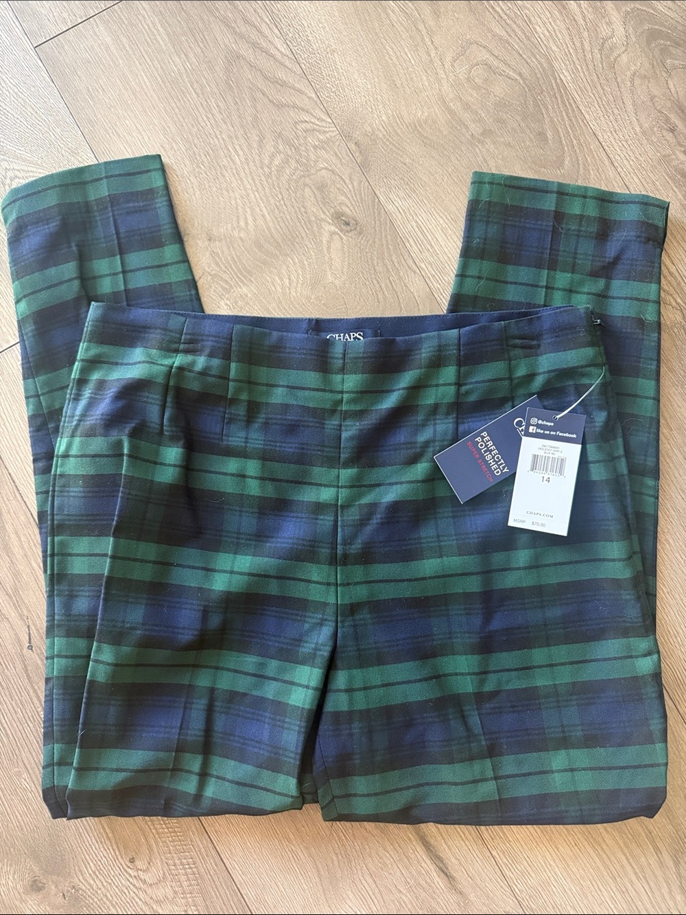 Chaps Green & Navy Plaid Straight-Leg Trousers
